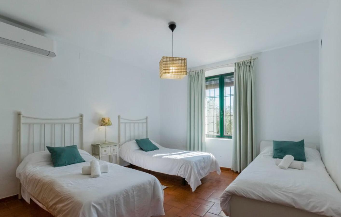 Cortijo Mazuecos By Sharingco Villa Lora del Rio ภายนอก รูปภาพ